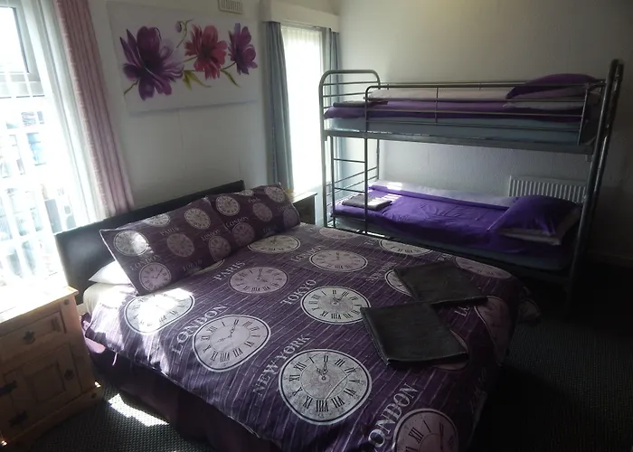 Llanryan Guest House Blackpool